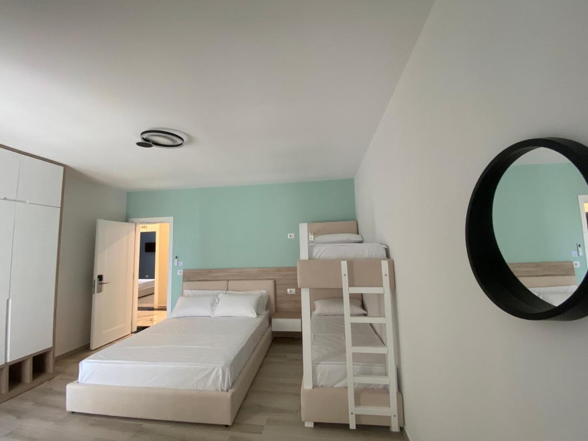 Shëngjin Helena Hotel מראה חיצוני תמונה